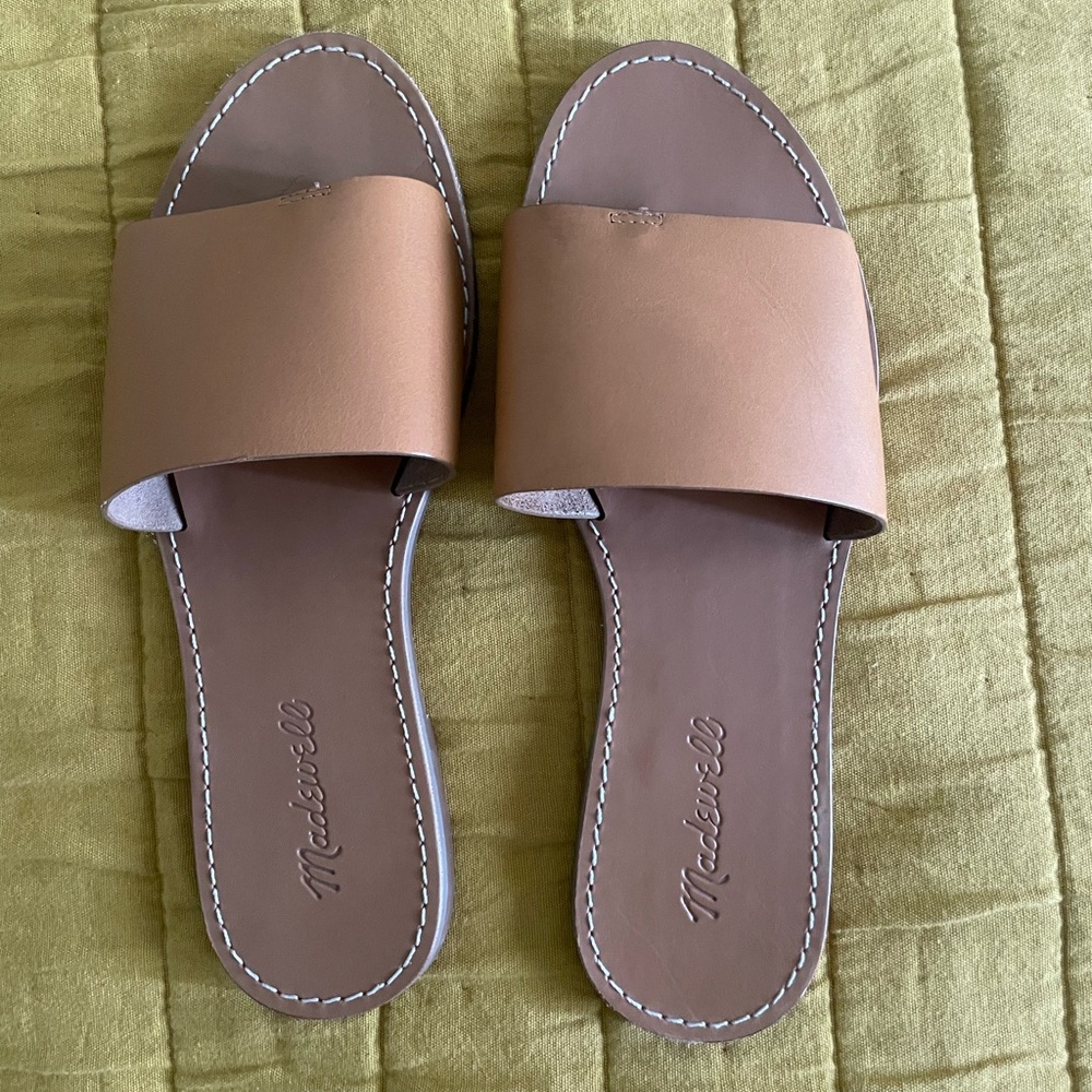 Madewell Boardwalk Leather Slide Sandals in Camel